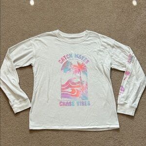 SO chasing waves White Long Sleeve Graphic Tee